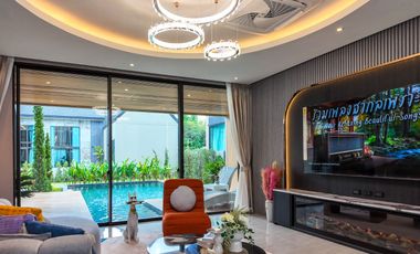 For sale 5 bedrooms villa in Bang Lamung, Chonburi
