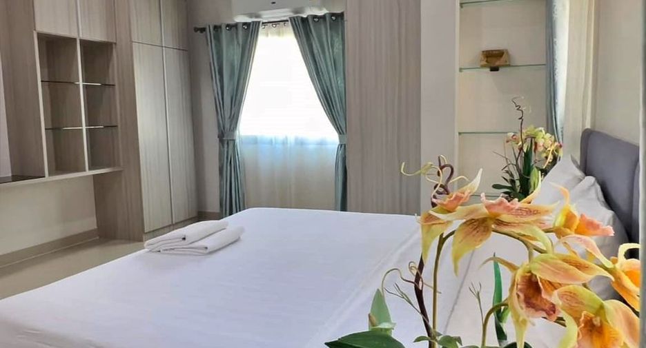 For rent 4 bedrooms villa in Huay Yai, Pattaya