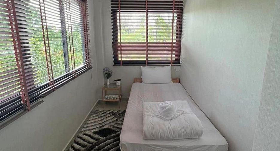 For rent 4 bedrooms villa in Huay Yai, Pattaya