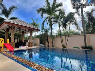 For rent 4 bedrooms villa in Bang Lamung, Chonburi