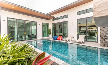 For sale 4 bedrooms villa in Jomtien, Pattaya