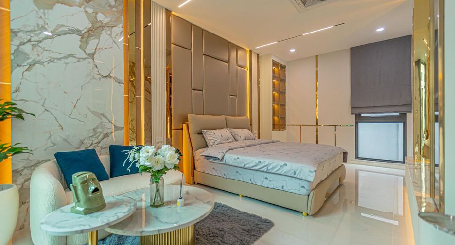 For sale 4 bedrooms villa in Jomtien, Pattaya