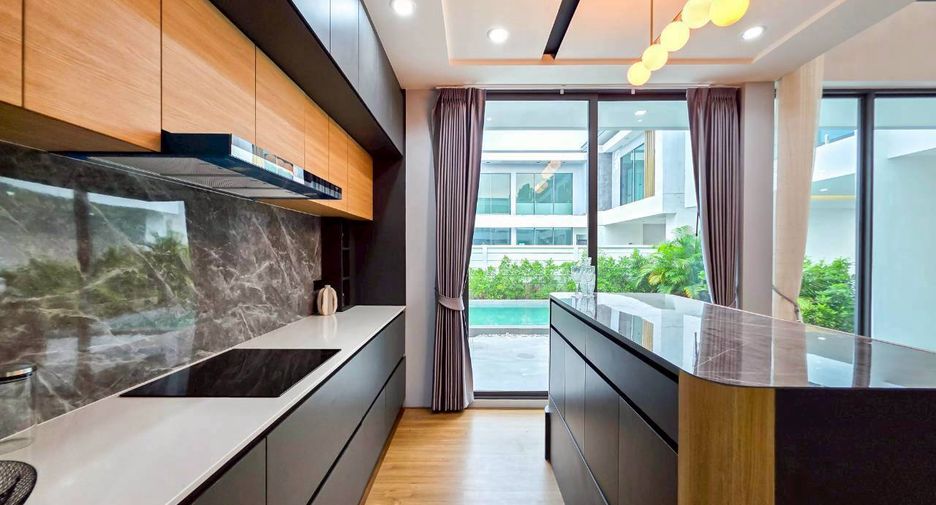 For sale 3 bedrooms house in Bang Lamung, Chonburi