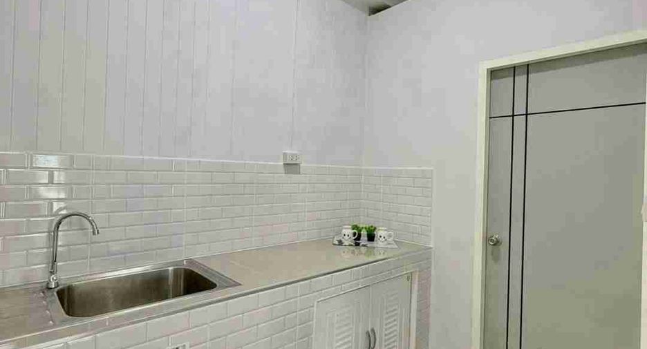 Casa adosada en venta de 4 habitaciones en Bang Bua Thong, Nonthaburi