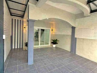 Casa adosada en venta de 4 habitaciones en Bang Bua Thong, Nonthaburi