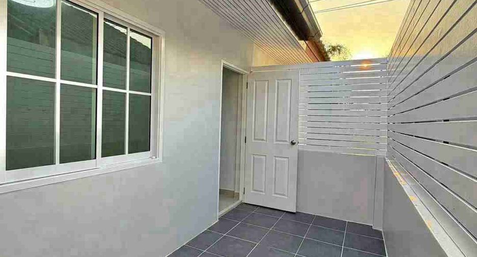 Casa adosada en venta de 4 habitaciones en Bang Bua Thong, Nonthaburi