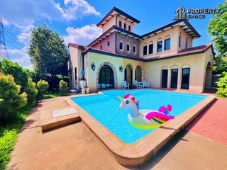 For rent 3 bedrooms villa in Huay Yai, Pattaya