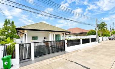 For rent 4 bedrooms house in Bang Lamung, Chonburi
