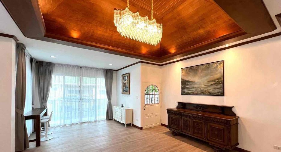 For rent 4 bedrooms house in Bang Lamung, Chonburi