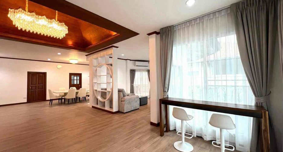 For rent 4 bedrooms house in Bang Lamung, Chonburi