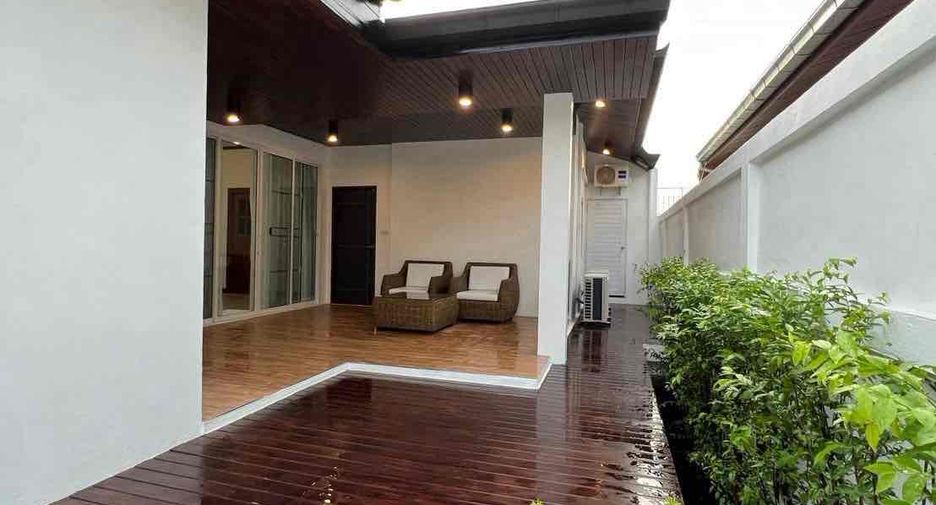 For rent 4 bedrooms house in Bang Lamung, Chonburi