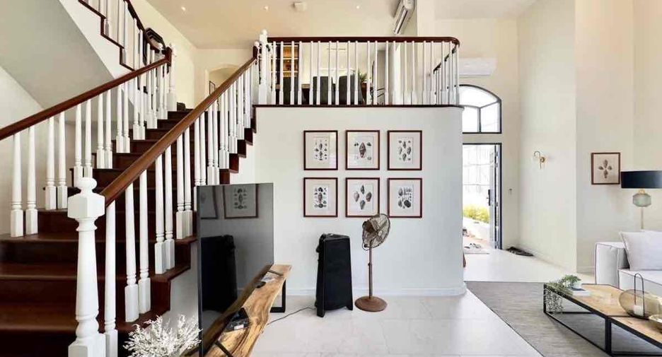 For sale and for rent 5 bedrooms villa in Na Jomtien, Pattaya