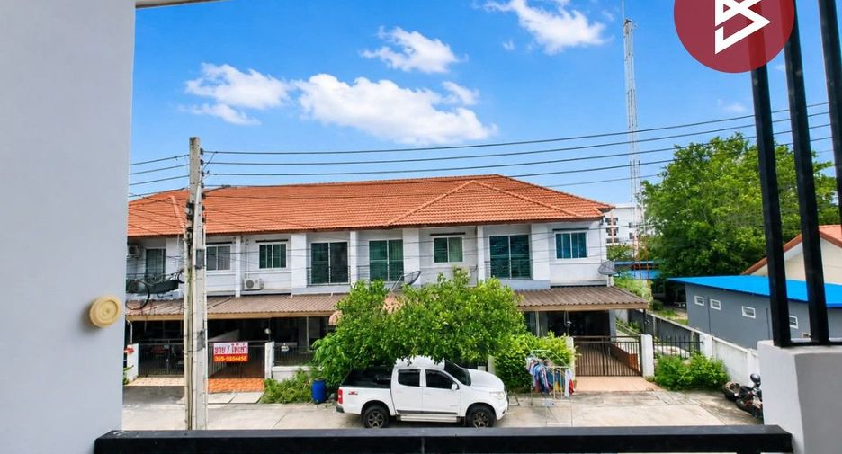 出售 3 卧室 联排别墅 在 Phan Thong, Chon Buri