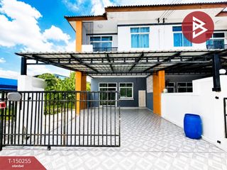 For sale 3 bedrooms townhouse in Phan Thong, Chonburi