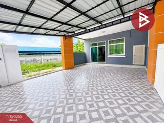 For sale 3 bedrooms townhouse in Phan Thong, Chonburi