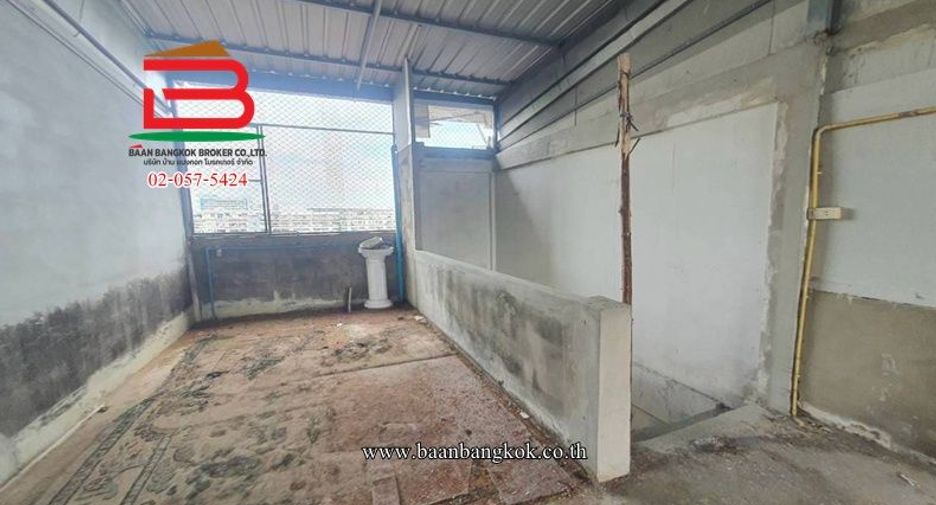 Gewerbefläche zum Kauf mit 3 Zimmer in Min Buri, Bangkok