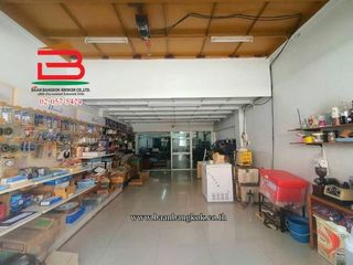 Gewerbefläche zum Kauf mit 3 Zimmer in Min Buri, Bangkok