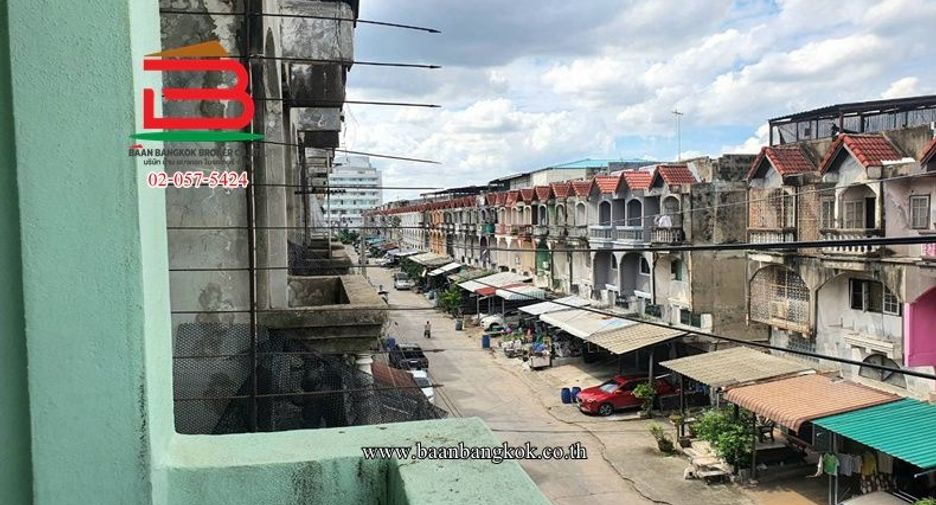 Gewerbefläche zum Kauf mit 3 Zimmer in Min Buri, Bangkok