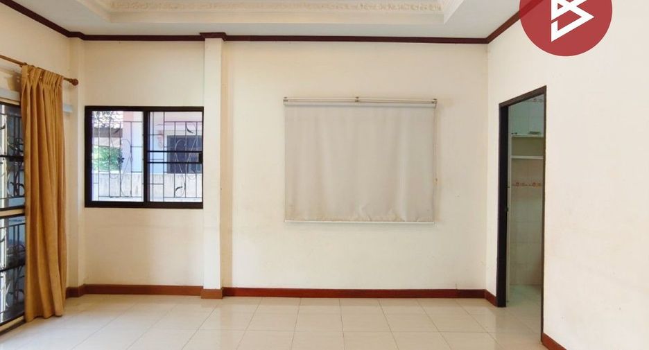 For sale 3 bedrooms house in Sam Phran, Nakhon Pathom