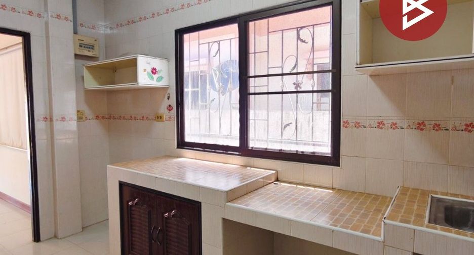 For sale 3 bedrooms house in Sam Phran, Nakhon Pathom