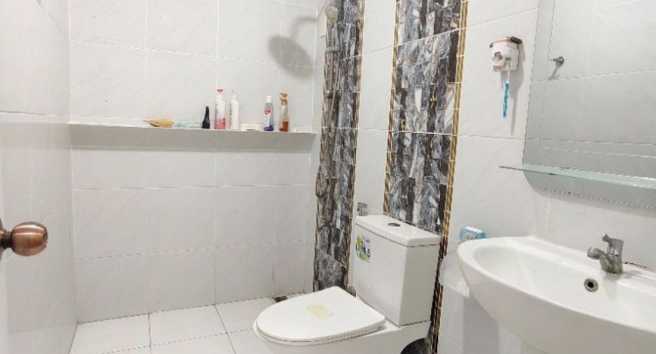 Reihenhaus zum Kauf mit 2 Zimmer in Tha Maka, Kanchanaburi