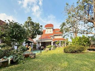 À vendre 5 chambres maison à Khan Na Yao, Bangkok