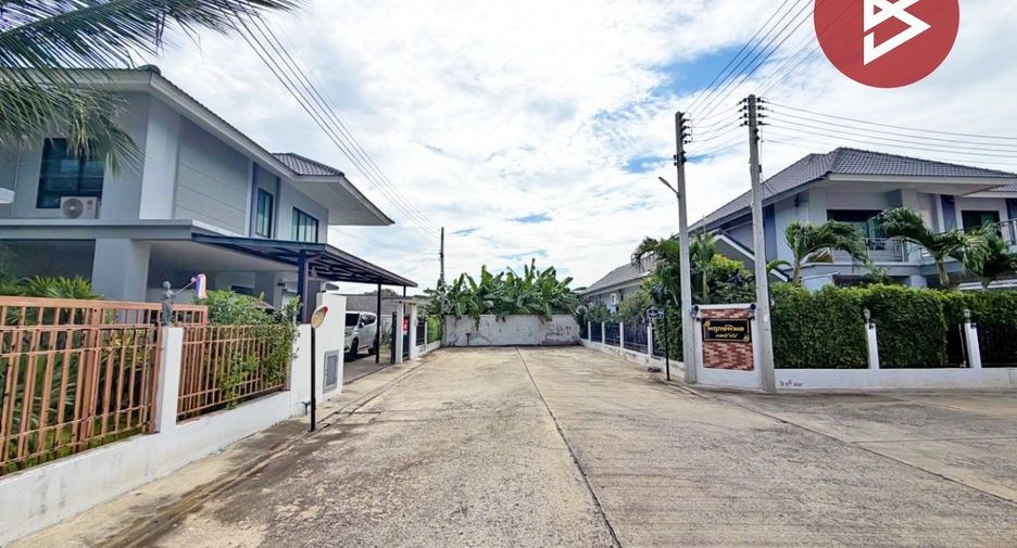 For sale 3 bedrooms house in Mueang Lop Buri, Lopburi