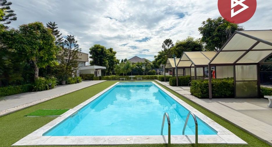 For sale 3 bedrooms house in Mueang Lop Buri, Lopburi