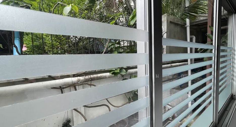 For rent office in Khlong Toei, Bangkok