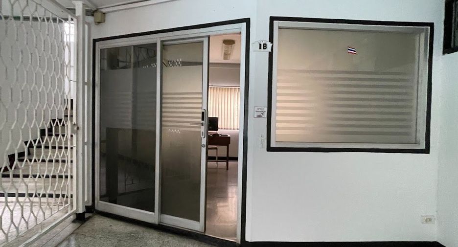 For rent office in Khlong Toei, Bangkok