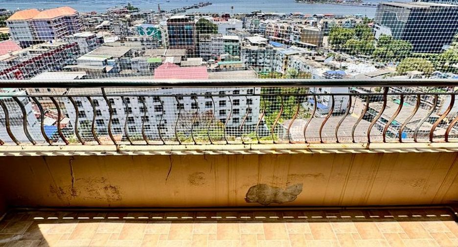 出租 和 出售 1 卧室 公寓 在 Si Racha, Chon Buri