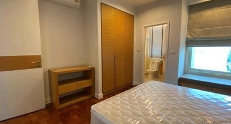 À louer 3 chambres appartement à Watthana, Bangkok