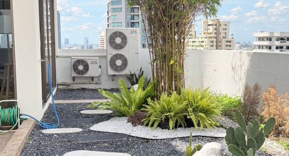For rent 4 bedrooms condo in Watthana, Bangkok