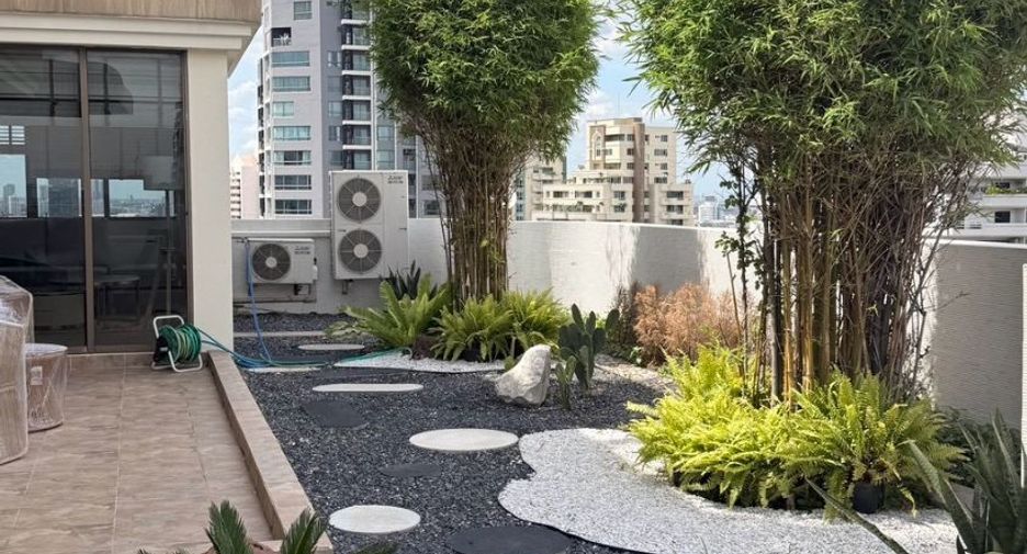 For rent 4 bedrooms condo in Watthana, Bangkok