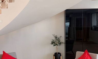 For rent 4 bedrooms condo in Watthana, Bangkok