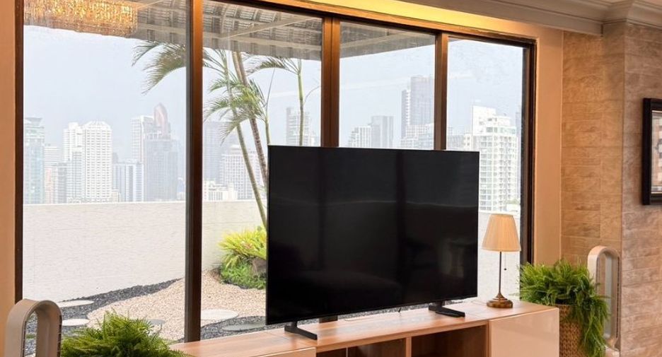 For rent 4 bedrooms condo in Watthana, Bangkok