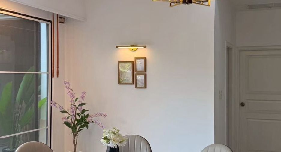 For rent 4 bedrooms condo in Watthana, Bangkok