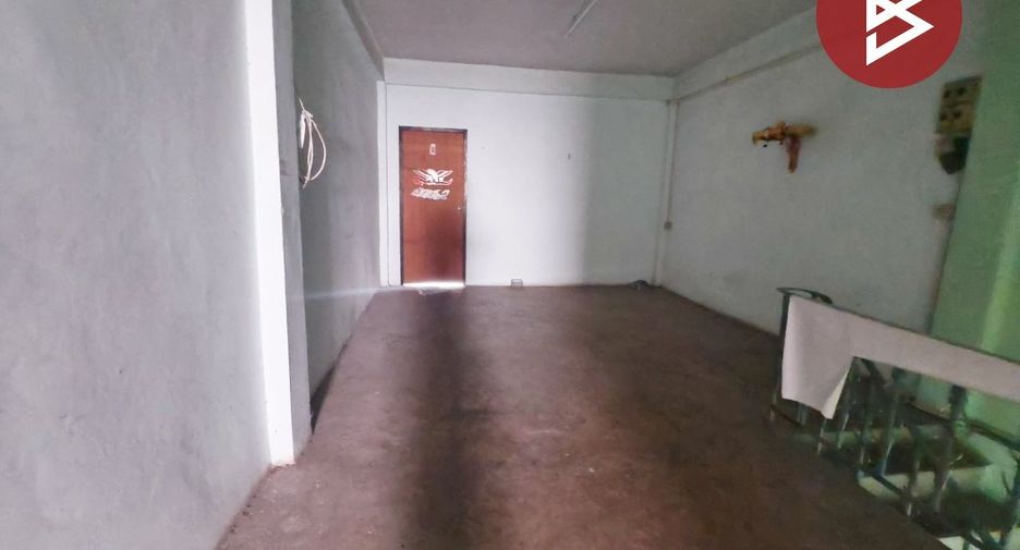 Gewerbefläche zum Kauf mit 4 Zimmer in Bang Khun Thian, Bangkok