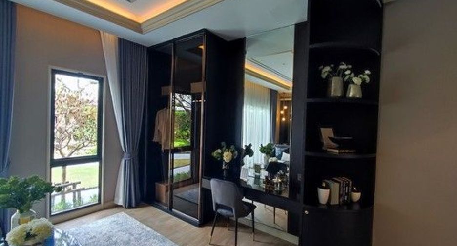Haus zum Kauf mit 5 Zimmer in Bueng Kum, Bangkok