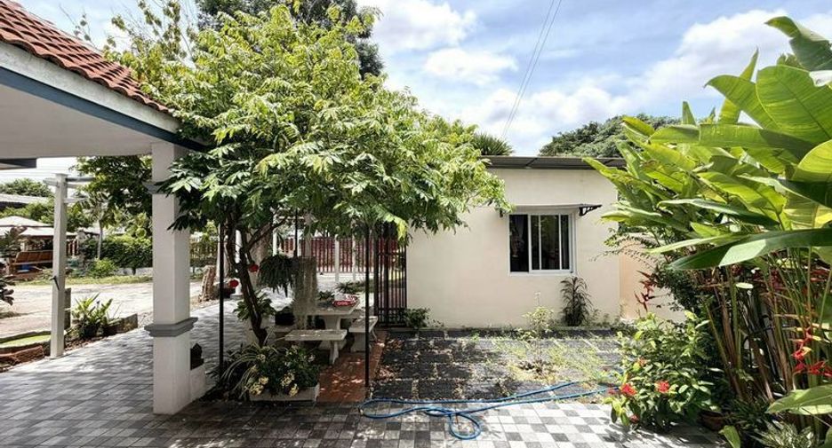 À vendre 3 chambres maison à Si Racha, Chonburi