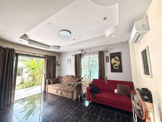 À vendre 3 chambres maison à Si Racha, Chonburi