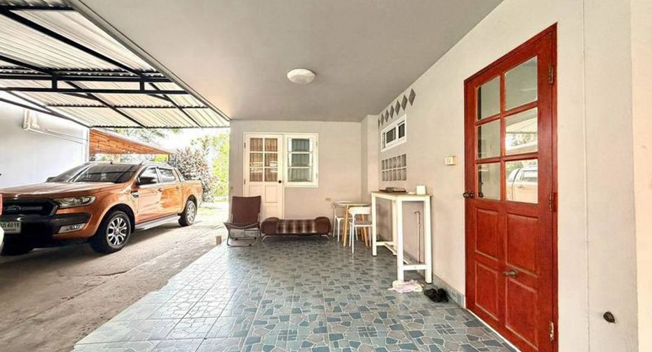 À vendre 3 chambres maison à Si Racha, Chonburi