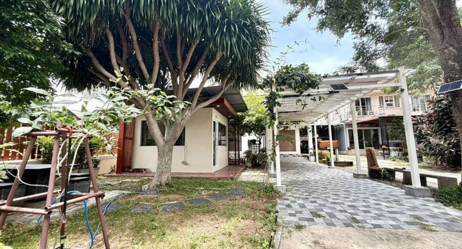 À vendre 3 chambres maison à Si Racha, Chonburi