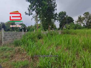 Terreno en venta en Kamphaeng Saen, Nakhon Pathom