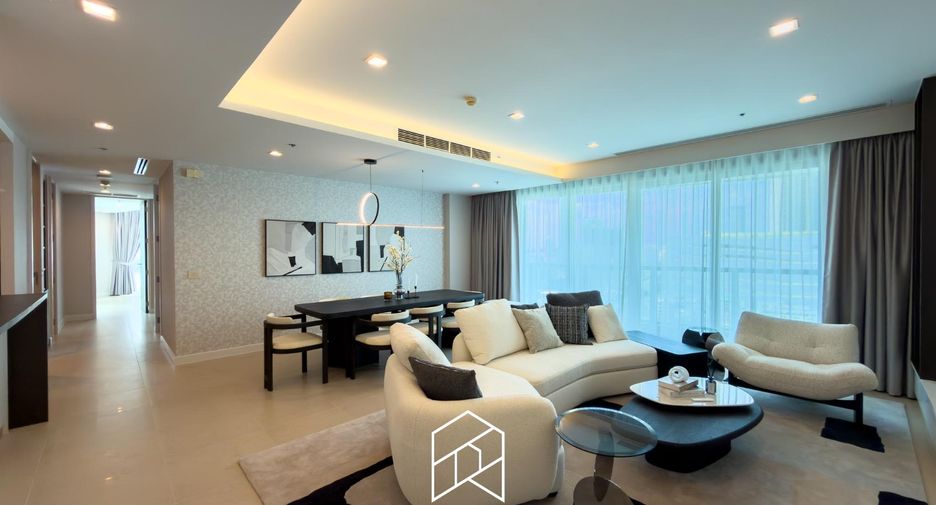 À louer 3 chambres condo à Sathon, Bangkok