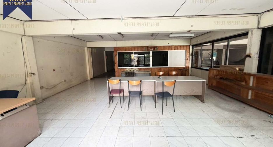 For rent and for sale 5 bedrooms warehouse in Bang Phli, Samut Prakan