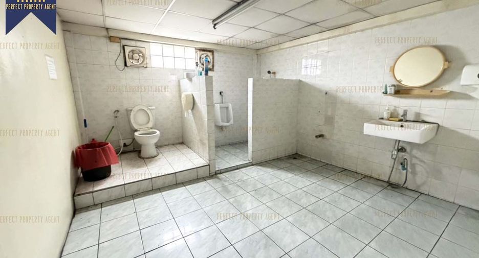 For rent and for sale 5 bedrooms warehouse in Bang Phli, Samut Prakan