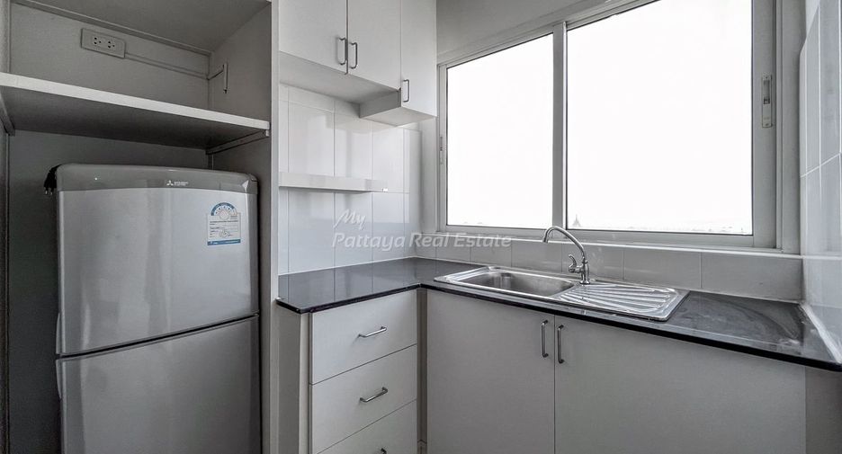 For sale studio condo in Bang Lamung, Chonburi