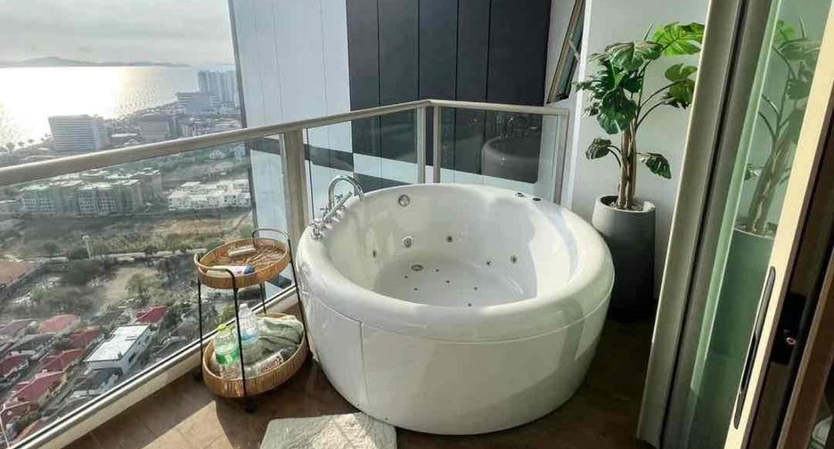 For rent 2 bedrooms condo in Jomtien, Pattaya