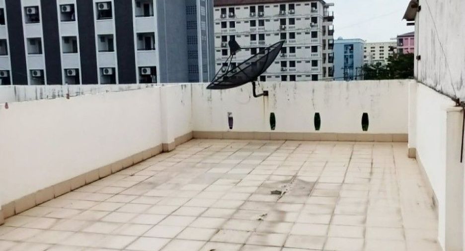 出售 3 卧室 商业空间 在 Thanyaburi, Pathum Thani